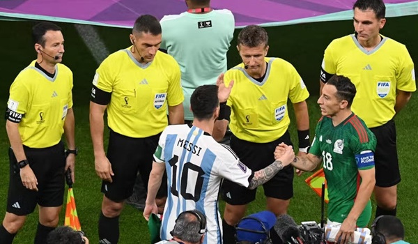 Đội trưởng Mexico 'minh oan' cho Messi sau khi bị dọa đánh