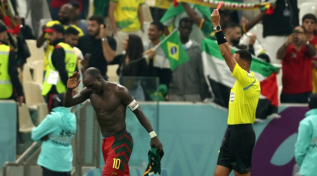 Aboubakar tái lập kỷ lục của Zidane ở World Cup 2006