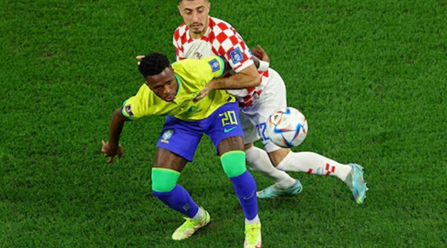 1 lối thoát tuyệt vời cho Croatia nơi cánh phải