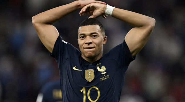 Tuyển Anh có thể học cách vô hiệu hóa Mbappe từ game