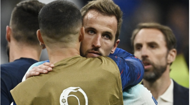 Nguyên nhân Harry Kane đá hỏng quả phạt đền thứ hai