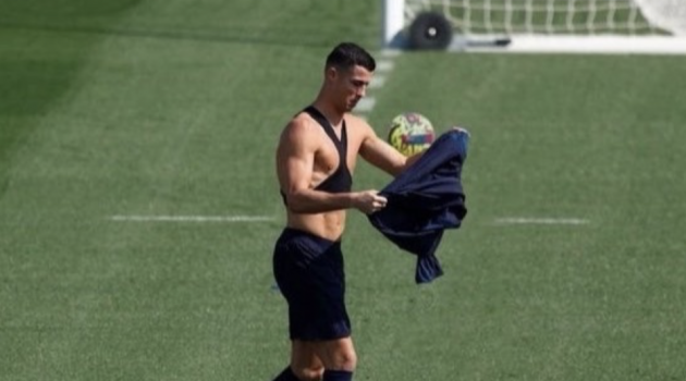 Ronaldo kết thúc tập luyện ở Real Madrid