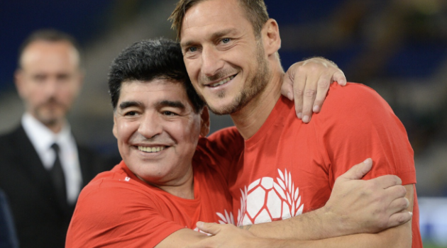 Totti đánh giá Messi kém Maradona