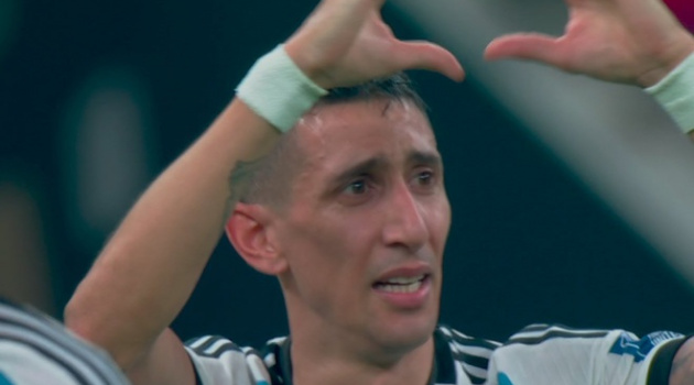 Di Maria khóc khi ăn mừng bàn thắng