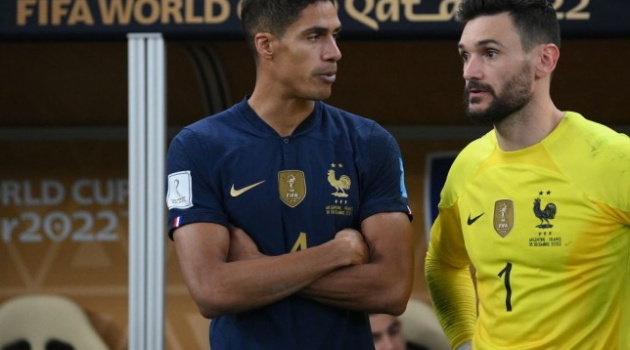 Phản ứng của Raphael Varane khi Pháp thua Argentina