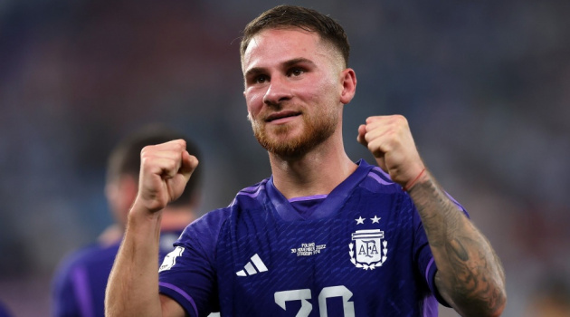 Mac Allister: 'Tôi run rẩy khi gặp Messi'