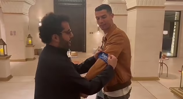 Xác nhận về Ronaldo, cuộc chiến trong mơ với Messi tái hiện 