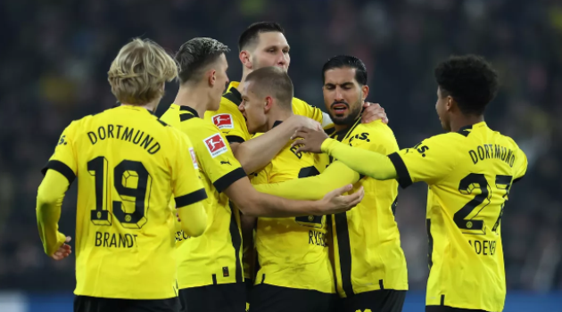 Dortmund thắng ngược nhờ bàn thắng ở phút 90+3