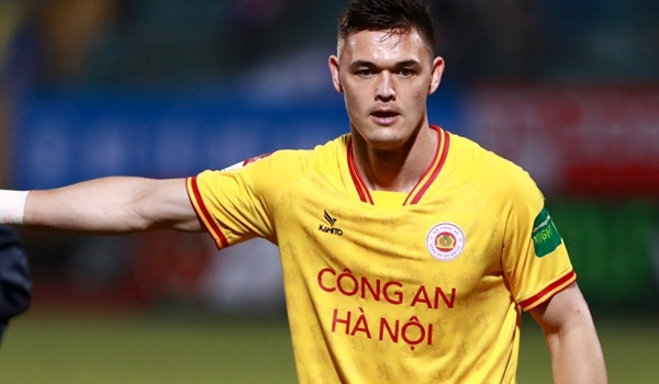 Patrik Lê Giang giữ sạch lưới trong trận giao hữu với U20 Việt Nam