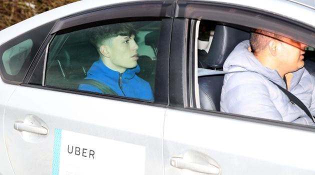 Man Utd đến Carrington, Garnacho thể hiện hình ảnh khác biệt