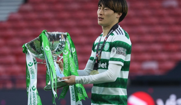 Dàn sao Nhật Bản tỏa sáng giúp Celtic vô địch