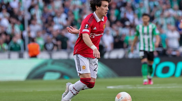 Sao trẻ Man Utd được tiếp thêm động lực hạ Sevilla