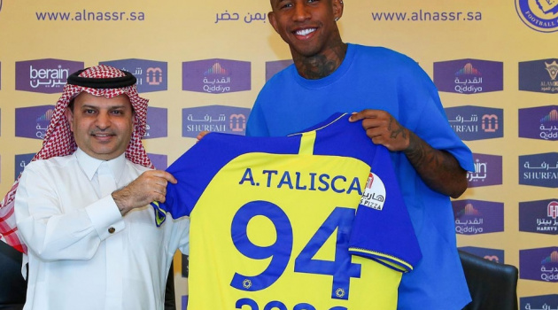 Al Nassr giữ chân tiền đạo tranh Vua phá lưới với Ronaldo