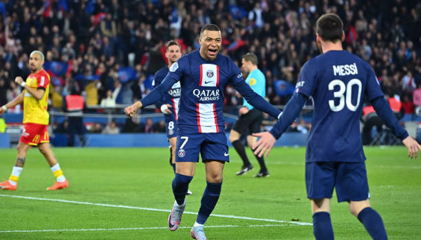 Phối hợp đỉnh cao, Messi - Mbappe mang về 3 điểm cho PSG