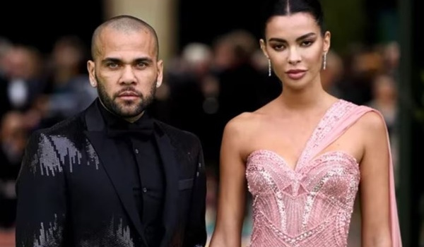 Vợ Dani Alves bị gia đình chồng đuổi khỏi nhà