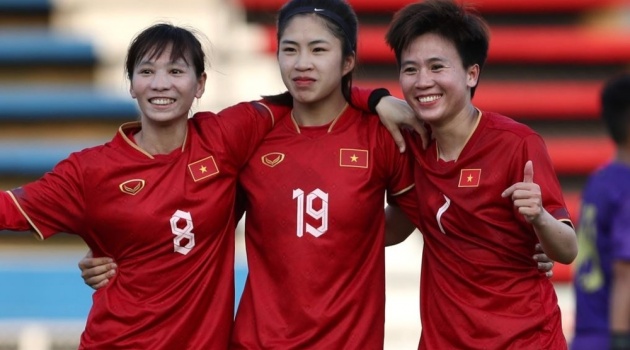 Tuyển nữ Việt Nam thắng Myanmar 3-1