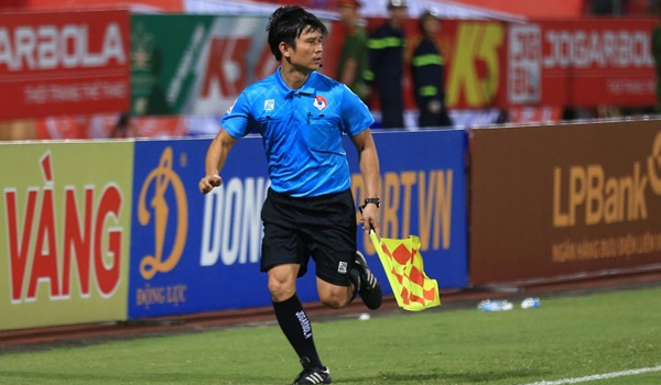 V-League và rắc rối trọng tài: VAR không phải là cứu cánh