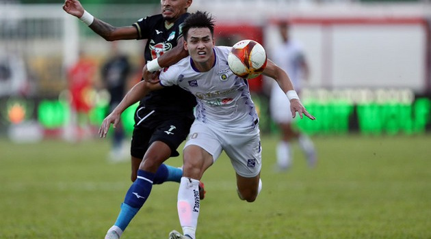 Phép màu của Kiatisuk giúp HAGL hạ gục Hà Nội