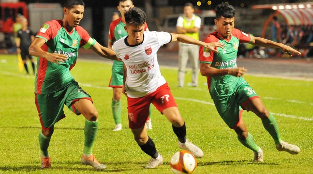Đánh bại Bình Phước, Long An chen chân vào top 3