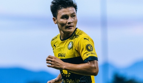 Quang Hải trở lại thi đấu ở V-League