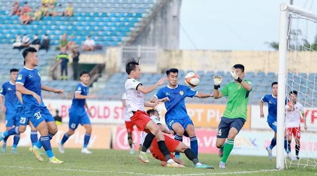 Bất lực trước Quảng Nam, Long An đứt mạch thắng