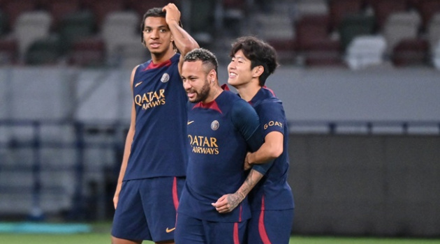 Mbappe sắp ra đi, Neymar tìm được cạ cứng mới tại PSG
