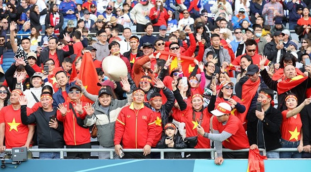 ĐT nữ Việt Nam, CLB Nam Định: Thua vinh quang và thất bại mang nỗi đau 