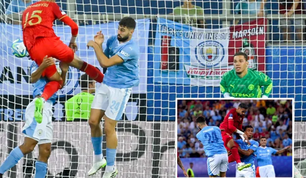 Gvardiol hóa trò cười trong trận tranh Siêu cúp