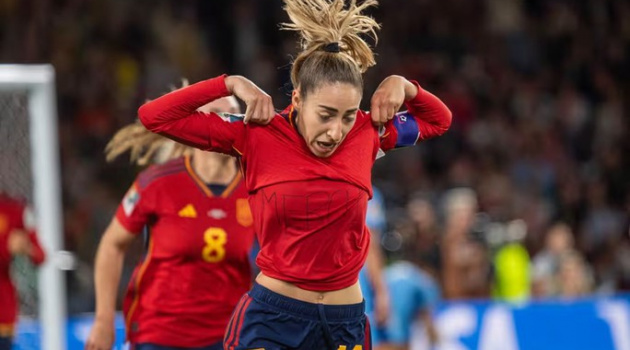 Người hùng trận chung kết World Cup ghi bàn giữa hung tin cha mất