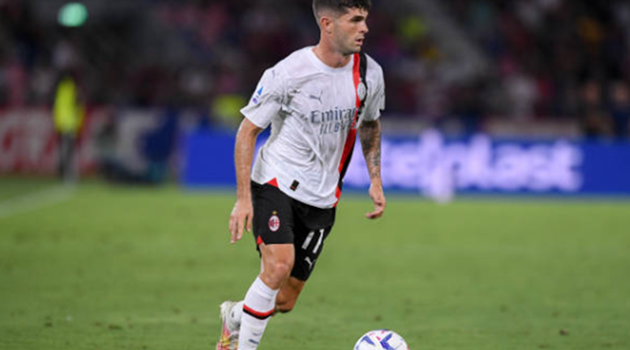 Pulisic nã đại bác, Milan hạ gục Bologna