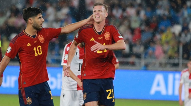 Tây Ban Nha báo hung tin về Dani Olmo