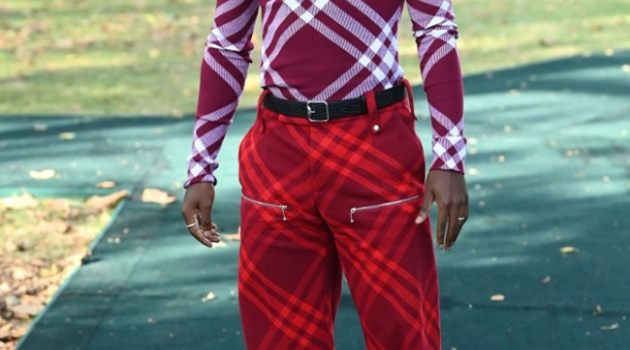 Son và Saka gây bão tại London Fashion Week