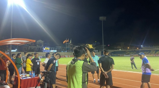U21 Quốc gia: Đà Nẵng thắng Khánh Hòa, sân đấu gặp sự cố