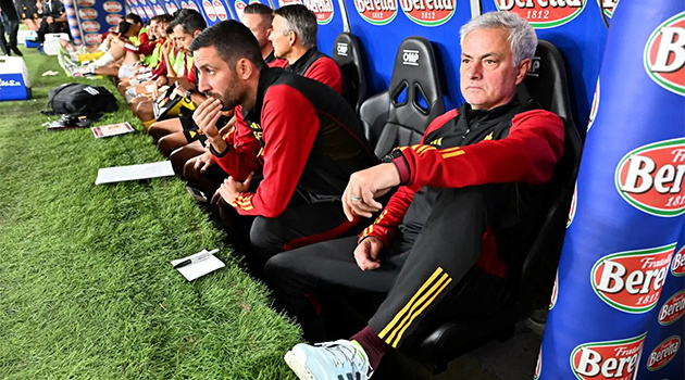 Mourinho: Roma thực sự bị thiệt thòi