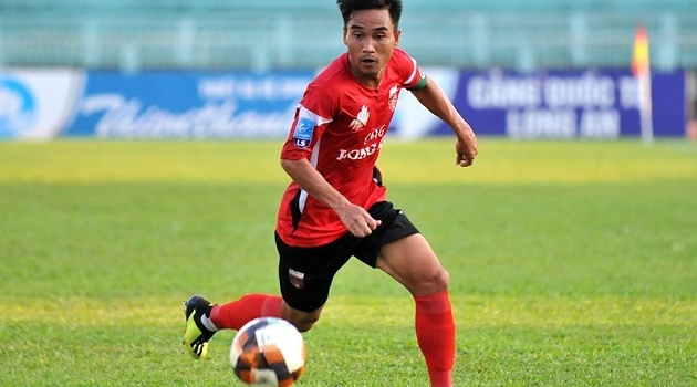 Ăn miếng trả miếng, Long An và PVF-CAND tạo trận cầu kịch tính