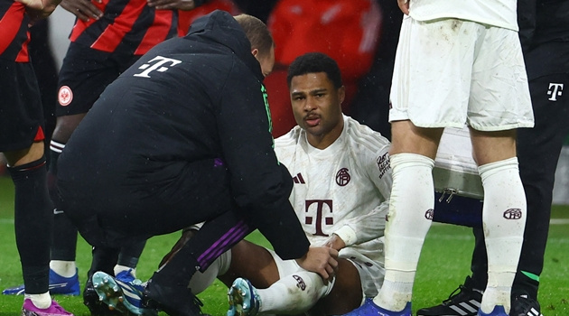 Serge Gnabry báo tin dữ cho Bayern Munich