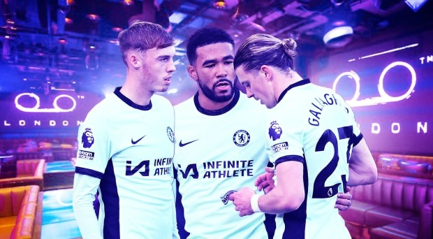 Dàn sao Chelsea tiệc tùng dù thua liên tiếp