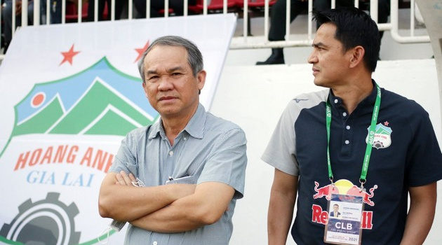 HAGL sa thải Kiatisuk, tại sao không?