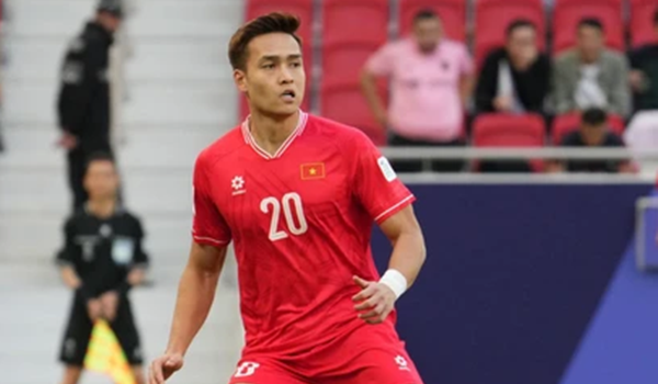 Vua đánh chặn của ĐT Việt Nam được AFC vinh danh