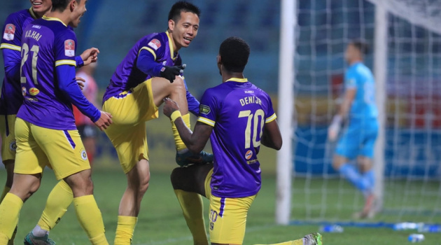 Chơi hơn người từ sớm, Hà Nội FC thắng dễ CLB TP.HCM