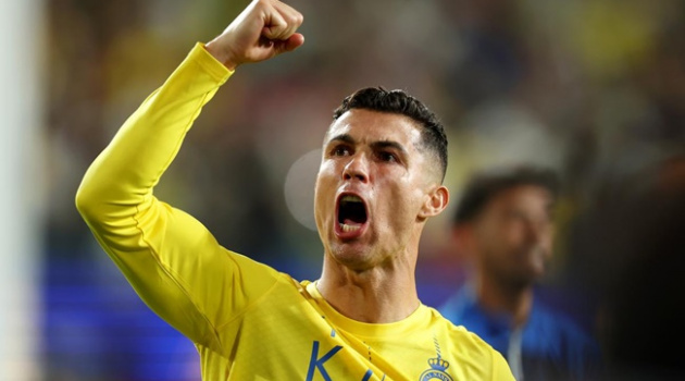 Hành động tục tĩu của Ronaldo