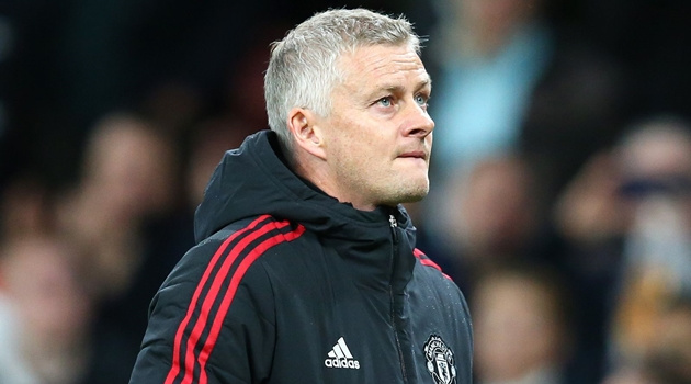 Solskjaer xin việc ở CLB cũ của Ten Hag
