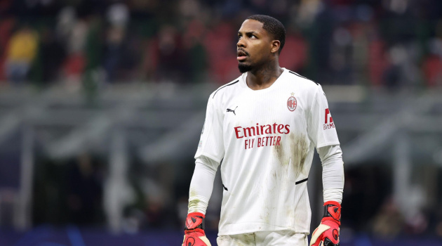 Maignan báo tin dữ cho Milan