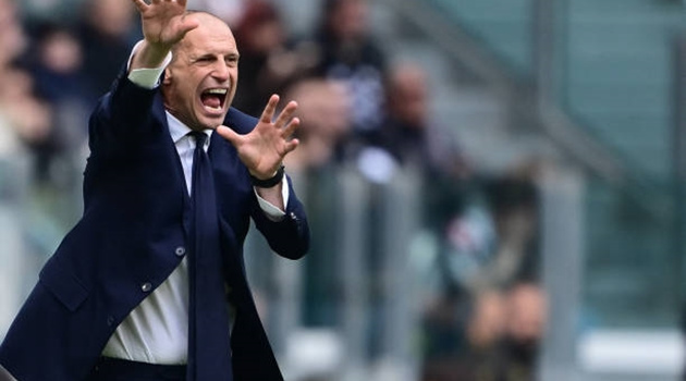 Max Allegri phát cáu vì Juventus
