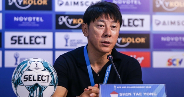 HLV Indo đáp trả sao Việt Nam: Cậu ta không chịu đọc báo