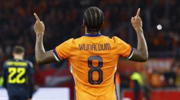 Siêu phẩm 20m, Hà Lan hủy diệt Scotland