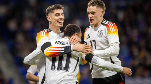 Thắng Pháp 2-0, Toni Kroos đã đúng