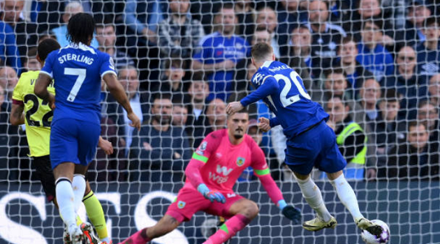 Palmer lập cú đúp trong ngày Chelsea chia điểm tệ hại