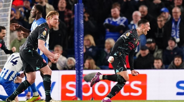 Foden lập cú đúp, Man City nhấn chìm Brighton