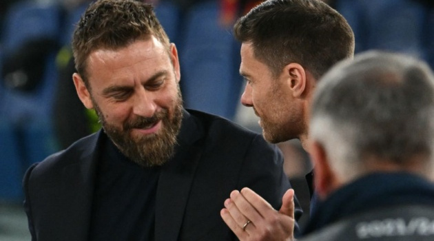 Thua 0-2, De Rossi nói thẳng về đẳng cấp của Leverkusen